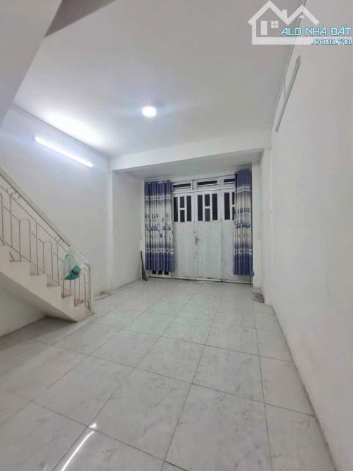 Nhà HXH Lê Quang Định, P11 Bình Thạnh. DT 46m2. 2 tầng. Ngang 4m x dài 12m. Giá 6.35 tỷ. - 4