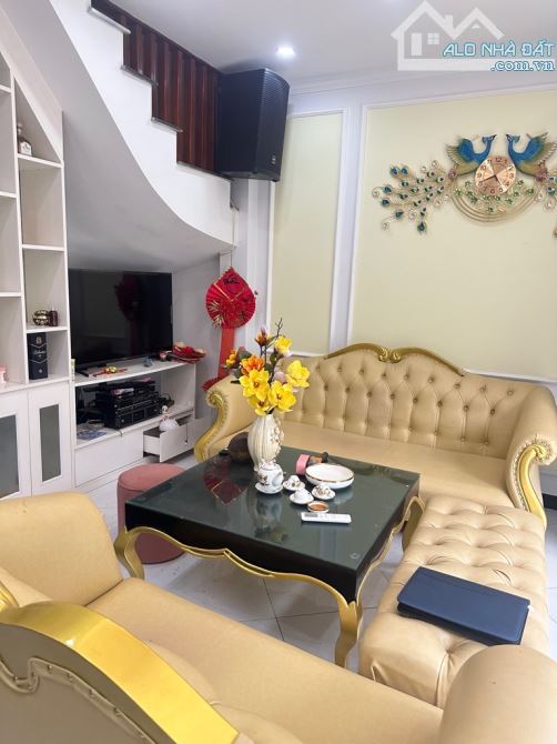 Nhà Lai Xá lô góc ô tô đỗ cửa 5 tầng mặt tiền 5m hàng xóm khu đô thị ở sướng giá 5 Tỷ 35 - 4