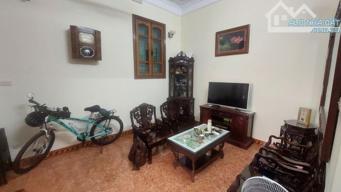 BÁN NHÀ LÔ GÓC, Ô TÔ, HOÀNG QUỐC VIỆT, CẦU GIẤY, DT 50M, 4 TẦNG, MT 7.1M, GIÁ NHỈNH 22 TỶ - 4
