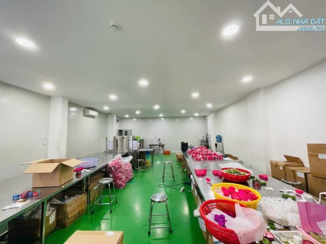 Bán Nhà Đường Số 8 ,Linh Xuân, Thủ Đức 300m2 ( 15 x 30 ) 4 Tầng 10 Phòng - Giá 20 Tỷ. - 4