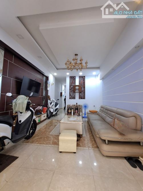 Bán nhà riêng gần mặt tiền Dương Bá Trạc Q8, 72m2 ngang 4.2m dài 19m 4 tầng_ hoàn công TL - 4