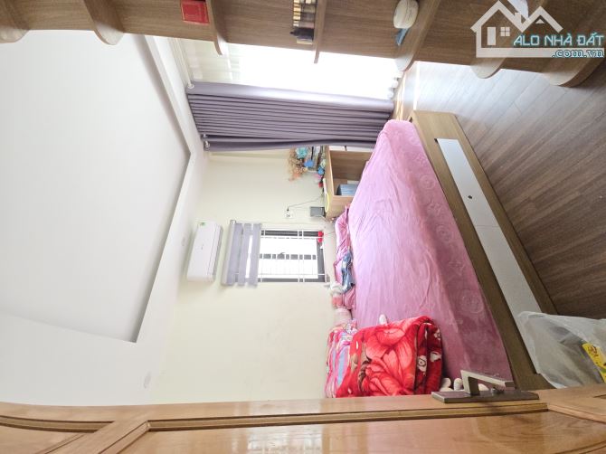 NHÀ 40M2 4 TẦNG ĐẸP, MẶT NGÕ THÔNG Ô TÔ, KINH DOANH, CHỈ 5.6 TỶ, BÁN GẤP - 4