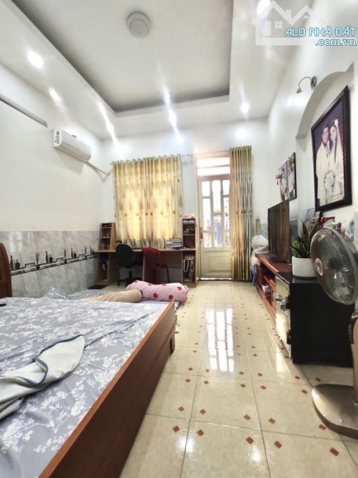 NHÀ HẺM XE HƠI TRÁNH - PHAN HUY ÍCH - 4 TẦNG - CN 65M² - NGANG 4M - GIÁ 8.X TỶ TL - 4