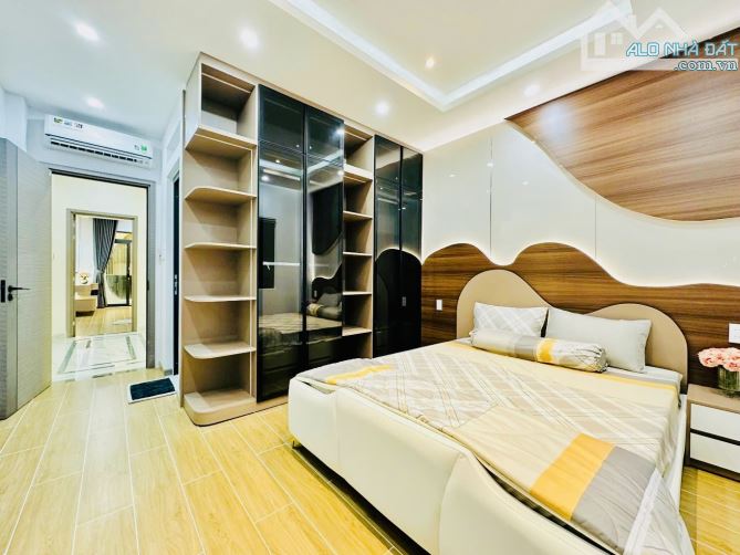 Bán nhà 5 tầng hẻm xe hơi Nguyễn Tư Giản – full nội thất cao cấp – có sẵn ô chờ thang máy - 4