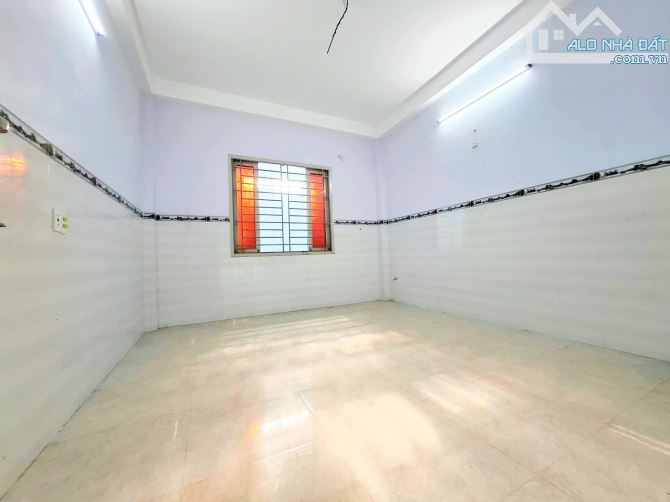 Nhà gần Chợ Ô Địa Tân Bình-Giảm sốc còn 7Ty9TL-57M2-5Tầng-8PN-Khai thác CHDV lên đến 40Thg - 4