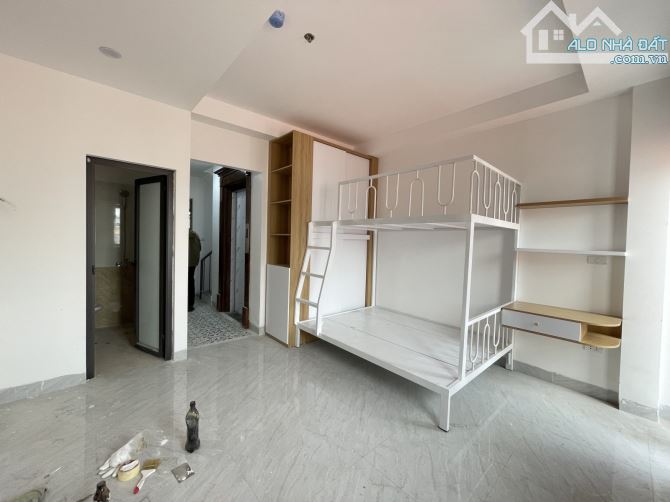 Cần bán nhanh, TL sâu - toà CHDV Đống Đa 52m MT 7m - lợi suất 6.5% + lãi vốn - 4