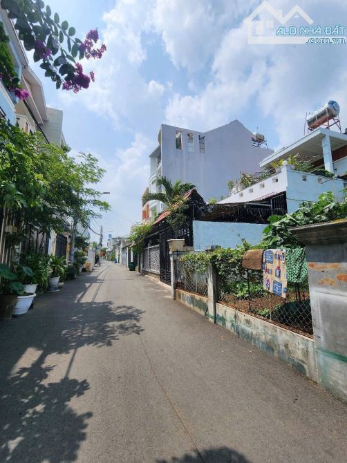 Bán đất DT 100m2 giá chỉ 6.9ty ngay Giga mall, tặng dãy trọ 6 phòng thu nhập 12tr/tháng. - 4