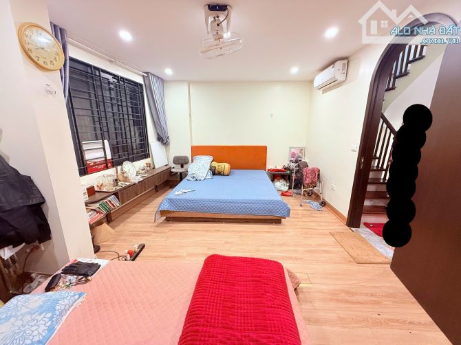 Nhà đẹp ở luôn Hồ Tùng Mậu Bắc Từ Liêm. Sổ vuông 34m, 4 tầng 3 ngủ MT6m8 Giá 7.6 tỷ - 5