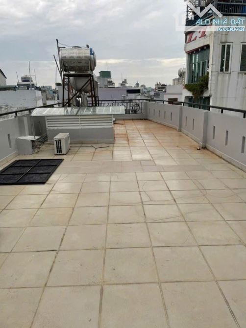 Nhà bán: đường Lê Thiệt. Tân Phú. DTSD 50m2. 5 tầng. Giá 11,4 tỷ - 5