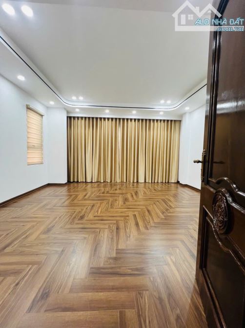 TRẦN DUY HƯNG - CẦU GIẤY - 6 TẦNG THANG MÁY - LÔ GÓC - Ô TÔ VÀO NHÀ - NGÕ THÔNG KINH DOANH - 5