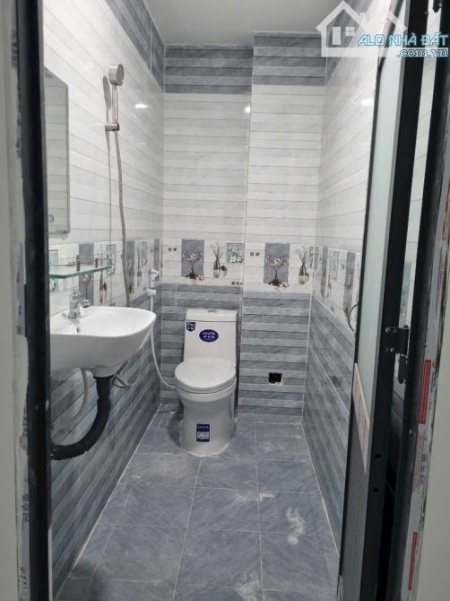 NHÀ HẺM XE HƠI – DƯƠNG THỊ MƯỜI Q12 GIÁP GÒ VẤP - 5