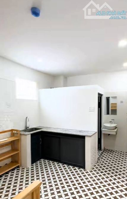 Bán CHDV Phường 16 Gò Vấp, Lê Đức Thọ,230m, Ngang 8m, thu 200tr.th, 32 phòng, 3x tỷ - 5