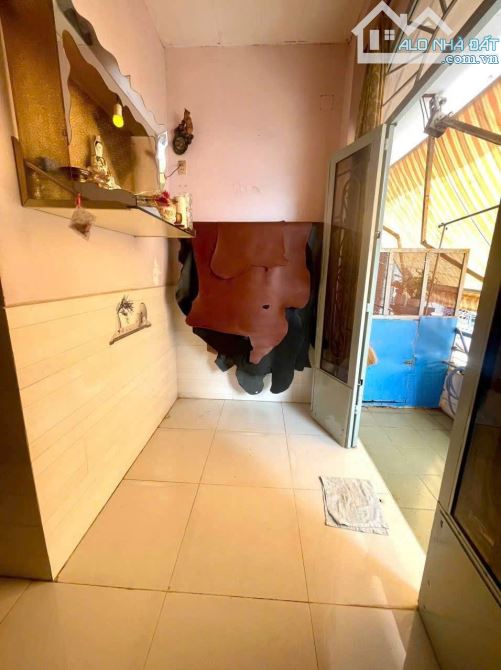 BÁN NHÀ HẺM 266 TÔN ĐẢN Q4 , KDC HIỆN HỮU , CÁCH MT ĐƯỜNG 50M . GIÁ 3.999  TL CHÍNH CHỦ - 5