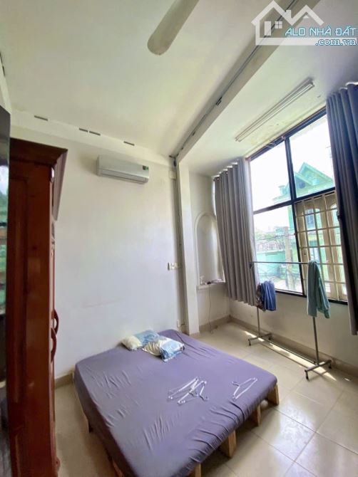 HẺM RỘNG NHƯ MẶT TIỀN — PHƯỚC LONG B— 3 TẦNG 6PN 80M2 — DÒNG TIỀN 24TR/THÁNG - CHỈ 5.7 TỶ. - 5