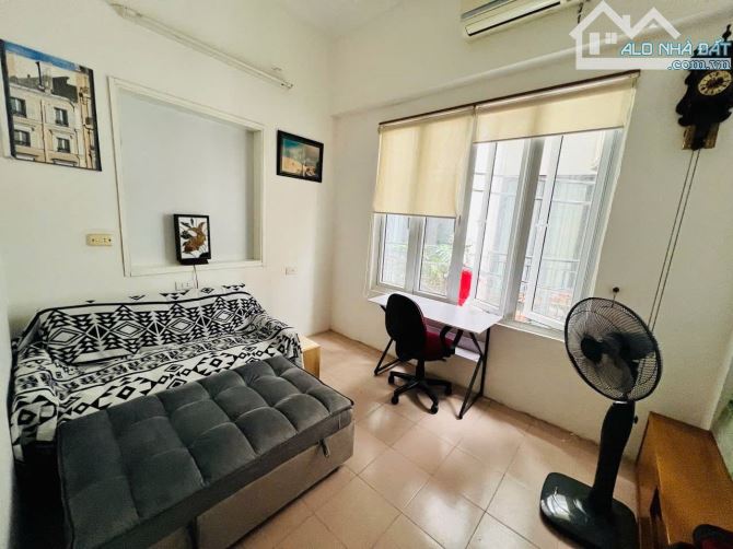 Nhà đẹp ở luôn Trương Công Giai Cầu Giấy. Sổ vuông 35m, 4 tầng 4 ngủ MT7m Giá 8 tỷ - 6