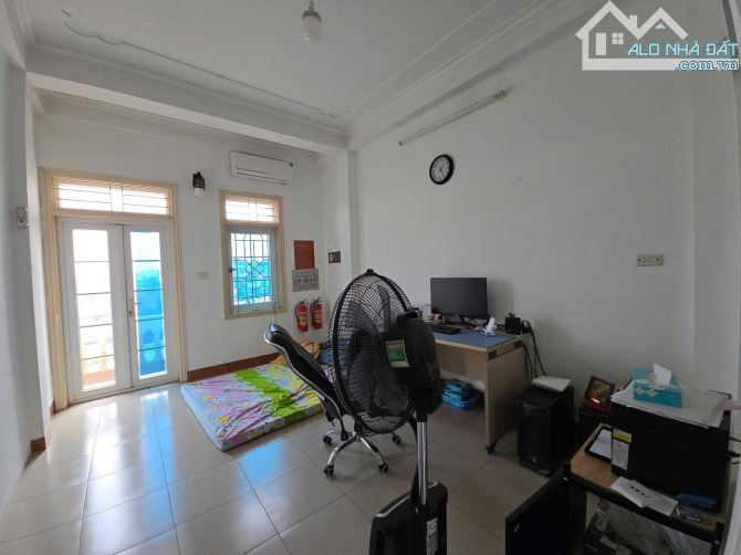 BÁN NHÀ MẶT PHỐ XUÂN DIỆU - TÂY HỒ 120m2 - 6T - MT RỘNG 8m - 70 TỶ - KINH DOANH CỰC ĐỈNH - 6