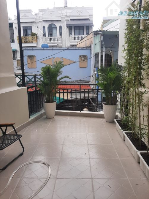KẾ BÊN EMART 2 - SIÊU NỞ HẬU - 62m2 chỉ 5,4 đồng - 6