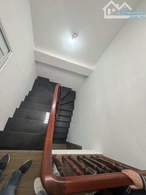 Nhà đẹp 9 phòng full nội thất Cầu Diễn Bắc Từ Liêm. Sổ vuông 35m, 5 tầng MT4m Giá 7.8 tỷ - 7
