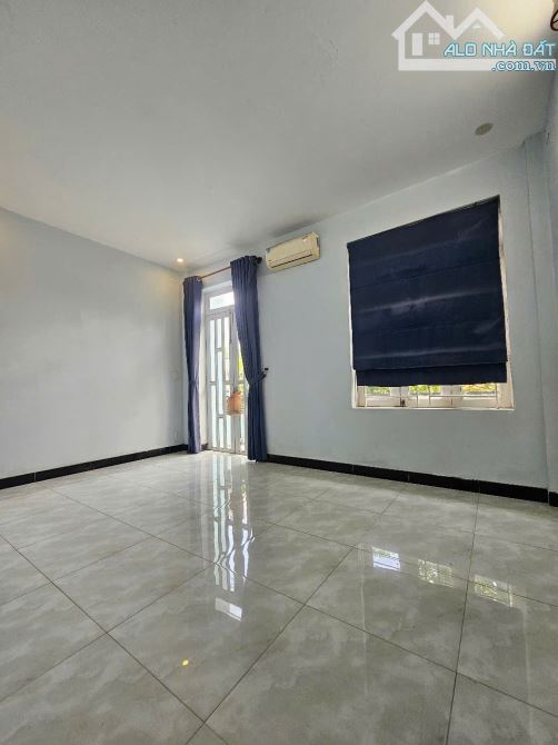 Nhà khu hành chính Dĩ An, full nội thất, sổ hoàn công, 2511 Dĩ An Bình Dương - 7