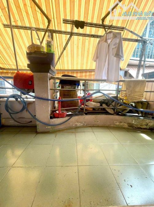 BÁN NHÀ HẺM 266 TÔN ĐẢN Q4 , KDC HIỆN HỮU , CÁCH MT ĐƯỜNG 50M . GIÁ 3.999  TL CHÍNH CHỦ - 7