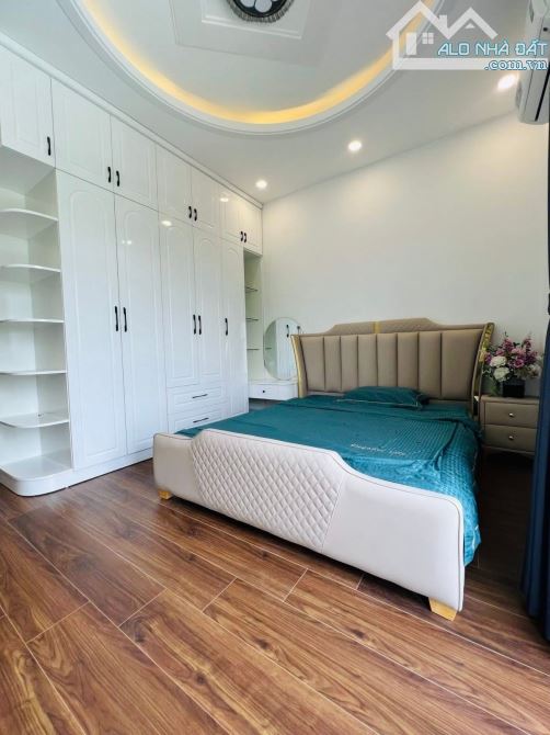 [QUẬN 7 - P BÌNH THUẬN] MẶT TIỀN ĐƯỜNG SỐ - 6 TẦNG – THANG MÁY KÍNH – 80M² 🏡 - 8