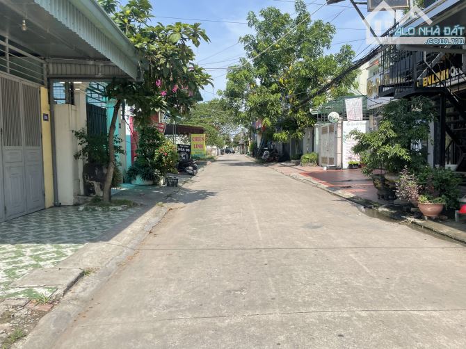 Lô Đông Nam siêu đẹp mặt đường Mỹ Tranh - Trương Văn Lực, Nam Sơn, An Dương giá hơn 3 tỷ