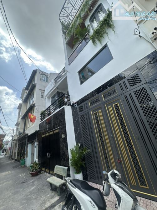 Bán nhanh nhà 2 tầng Tăng Nhơn Phú B, gần Hiệp Phú, Lê Văn Việt, ô tô vi vu, 70m2