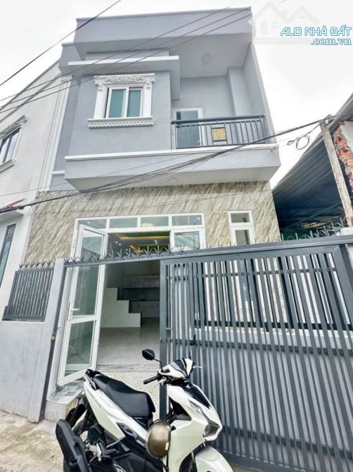 Nhỉnh 2tỷ TL_Bán nhà 1trệt 1lầu gần đường Bùi Hữu Nghĩa ô tô tận nhà, Chợ P.Tân Vạn