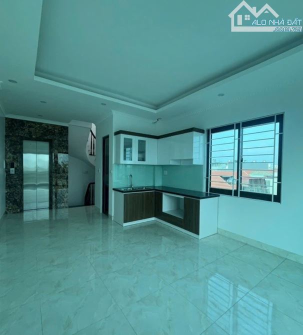 NHÀ Đại Cát - BẮC TỪ LIÊM 36m- 6 tầng -mt4 m- 6 tỷ THANG MÁY CHẠY VÈO VÈO , LÔ GÓC