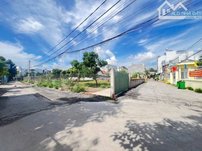 Bán lô biệt thự 2mt view sông gần chợ Đồn P. Bửu Hoà. Biên Hoà. 623m2. Giá 9 tỷ 970tr.