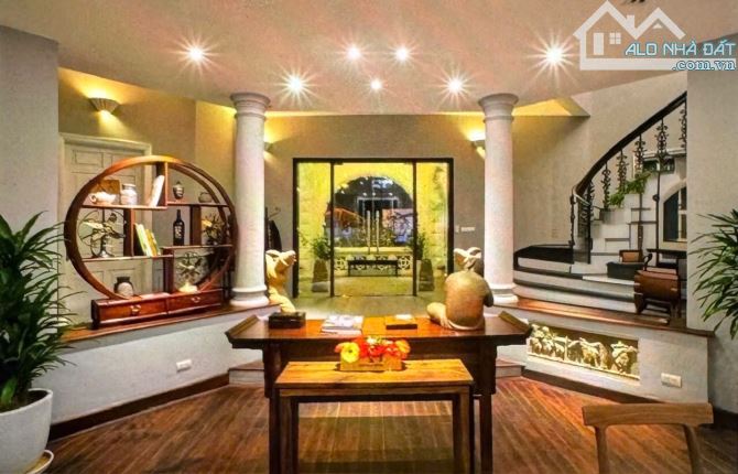 ĐỐC NGỮ BA ĐÌNH - Nhà đẹp 115m2 5 tầng 2 mặt ngõ sát phố,Ngõ ô tô tải tránh