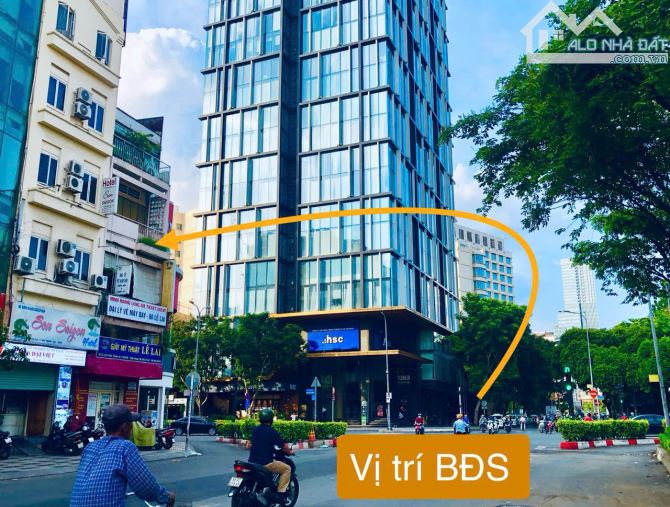 Duy Nhất 1 Căn Nhà Mặt Tiền Ngay Chợ Bến Thành Q.1 - 4x20m - 4 tầng - giá chỉ 66 tỷ.