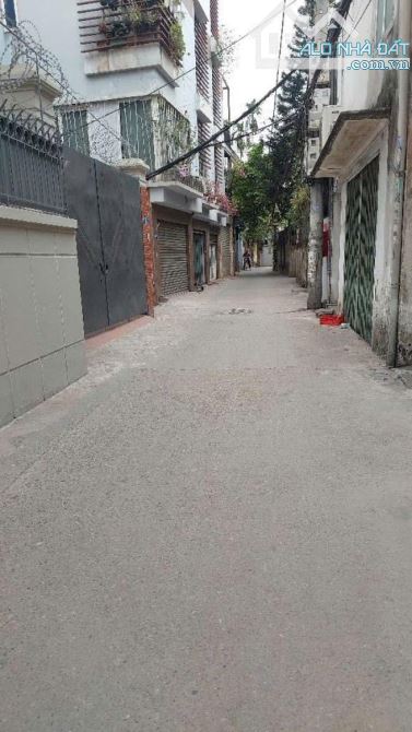 CỰC HIẾM LÔ ĐẤT ĐẸP BỒ ĐỀ, LONG BIÊN, SỔ ĐẸP 63M - MT 6M, GIÁ 6 TỶ