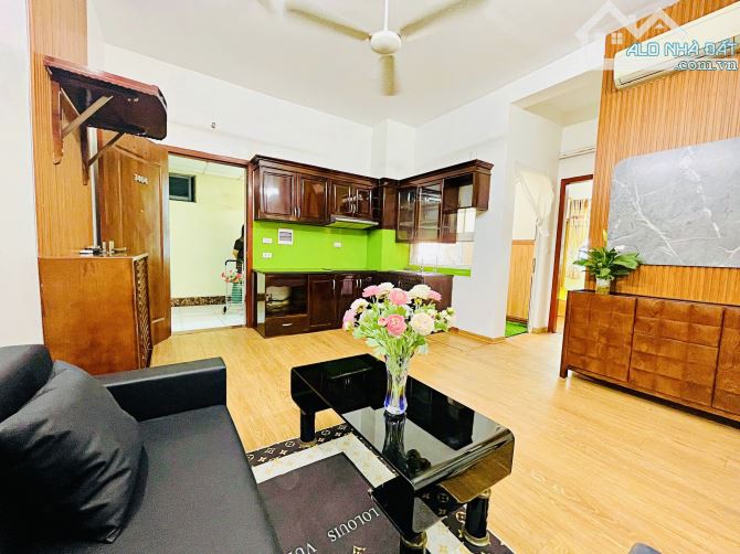 Bán căn góc chung cư Đại Thanh, full nội thất, view mặt phố, ở luôn, 2.59 tỷ.