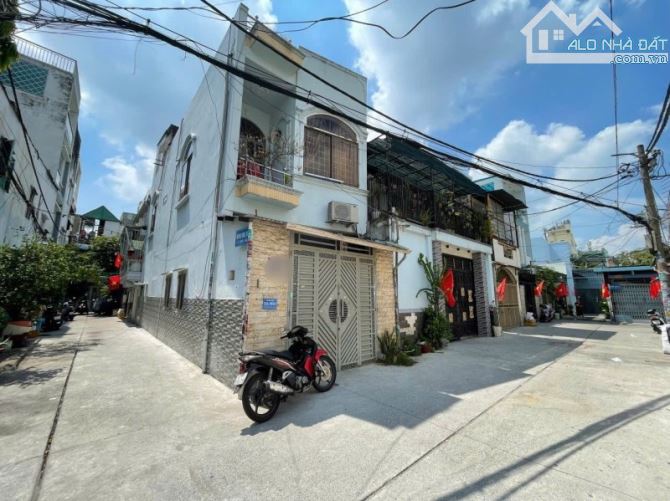 NHÀ  LÓC HẺM 7M ĐƯỜNG GÒ DẦU, TÂN PHÚ -2 TẦNG-57M2 NHÀ ĐẸP GIÁ TỐT