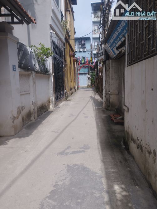 LẠC.LONG QUÂN - LÔ GÓC,THANG MÁY - 6 TẦNG 4 NGỦ CHỈ 10.5 TỶ