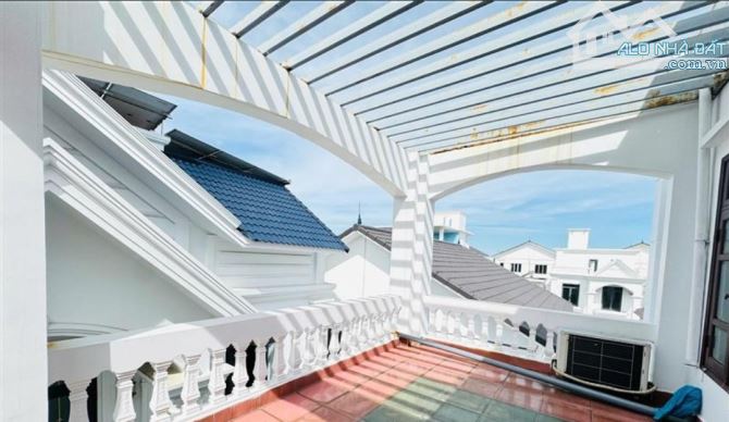 Bán Biệt Thư Nguyễn Văn Linh,  An Đồng, An Dương,  4 tầng, 216m2, 16,5 tỷ.