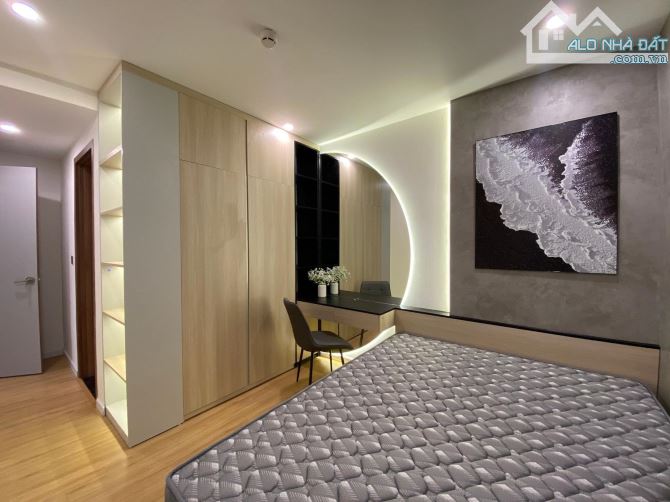 hot, cho thuê căn hộ thăng long number one. chỉ 20tr 112m2 3 phòng ngủ full đồ