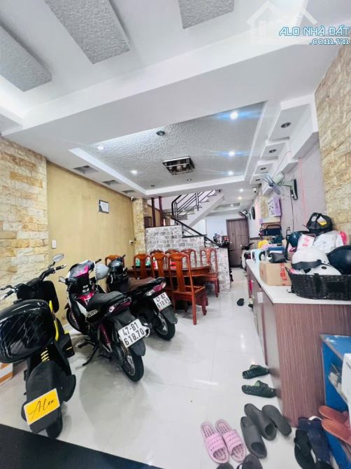 KHU VIP QUẬN 3, KỲ ĐỒNG 64M2 LÔ GÓC 2 MẶT TIỀN, NGANG 4M, 3 TẦNG, 5PN,VUÔNG A4, NHỈNH10 TỶ
