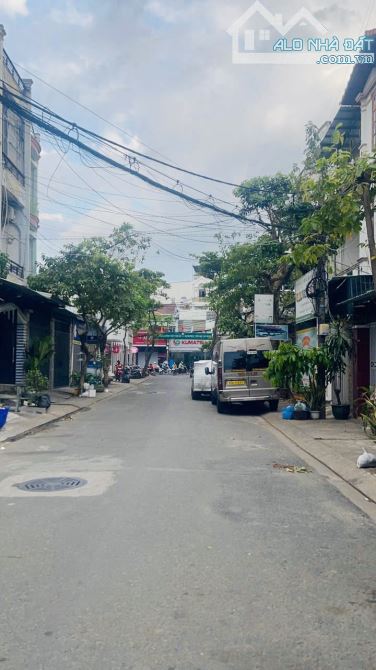 Bán nhà Phan Huy Ích, hẻm 8m thông, sát Trường Chinh, gần Bờ kè Tham Lương, nhỉnh 8 tỷ tý