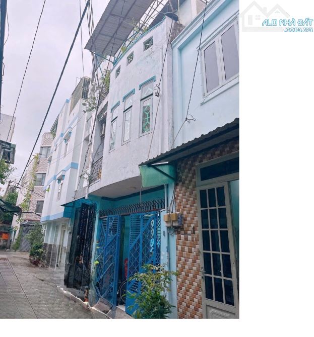 Bán nhà 2 lầu Trần văn ơn, quận tân phú, dt 4.5 x 10m, nở hậu đẹp 5m, 4pn 3wc