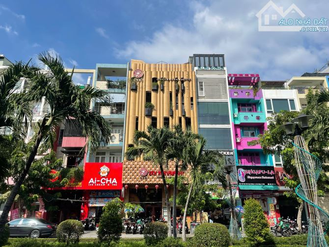 Nhà phố dòng tiền hơn 400m2 sàn – Ngay mặt tiền trục xương sống Q10