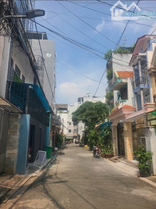 Nhà C4 Khu Bàu Cát - 105m2 - ngang 4m Nở Hậu Tài lộc - 20m ra đường xe tải thông