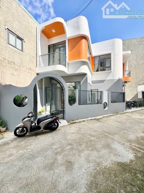 BÁN NHÀ 1 TRỆT 1 LẦU ( HOÀN CÔNG ) KDC P. BỬU HÒA, cách Đường Nguyễn Tri Phương 100M