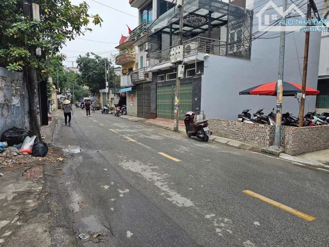 GIÁ RẺ TUYỆT CHỦNG -  ĐẤT CẦU GIẤY MẶT TIỀN RỘNG 6.6M, Ô TÔ TRÁNH, 165M GIÁ 20.8TỶ