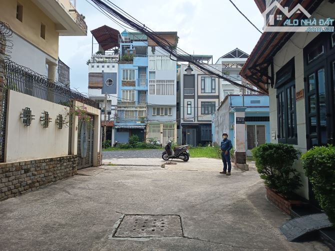 Bán Lô Đát 240m2 Đường Bùi Thị Xuân Phương 1 Quận  Tân Bình Thích Hợp Cho Đầu Tư