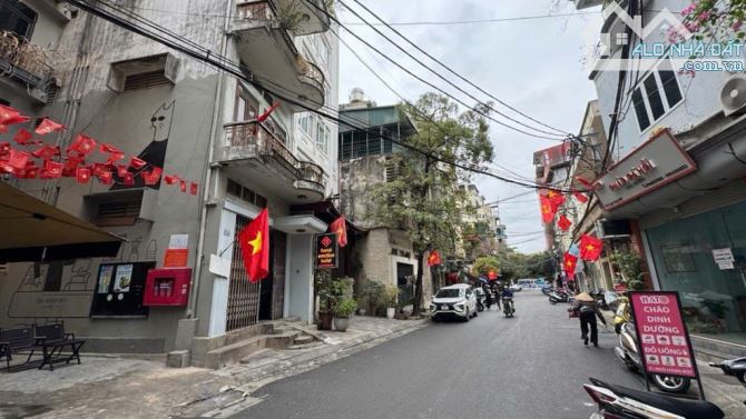 HIẾM:HÀNG BỘT-TT ĐỐNG ĐA-LÔ GÓC-Ô TÔ VÀO NHÀ-43 M2-6T-KD-20 TỶ