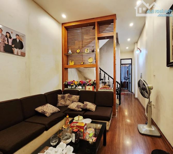 BÁN NHÀ NGUYỄN NGỌC NẠI - THANH XUÂN PHÂN LÔ Ô TÔ 5 TẦNG 40M2 GIÁ NHỈNH 15 TỶ