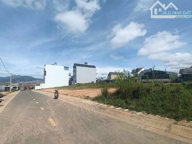 bán đất KQH Huỳnh Tấn Phát, P11, Đà Lạt