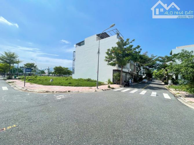 🔥 Cần bán lô góc 2 mặt tiền kđt Hà Quang 1. Mặt đường số 5, vị trí kinh doanh đẹp